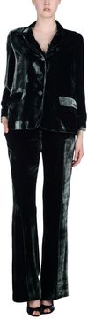 New Year&#039;s Eve Outfit Ideas From a Stylist | POPSUGAR Latina