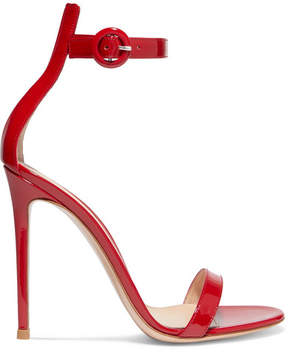 Selena Gomez Red Heels in New York City | POPSUGAR Fashion