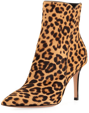 Gigi Hadid Leopard Stuart Weitzman Boots | POPSUGAR Fashion