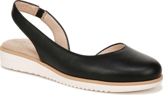 naturalizer women's flats