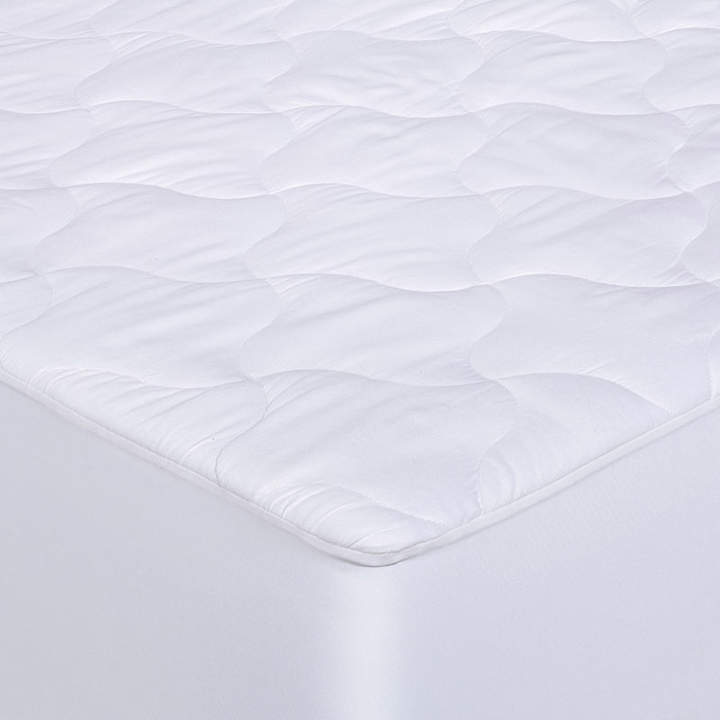 Stain-Resistant Mattress Pad