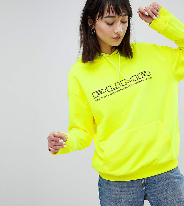 – Sweatshirt in Neongelb mit Logo, exklusiv bei ASOS