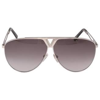 Louis Vuitton Silver Metal Sunglasses Louis Vuitton Silver Metal Sunglasses