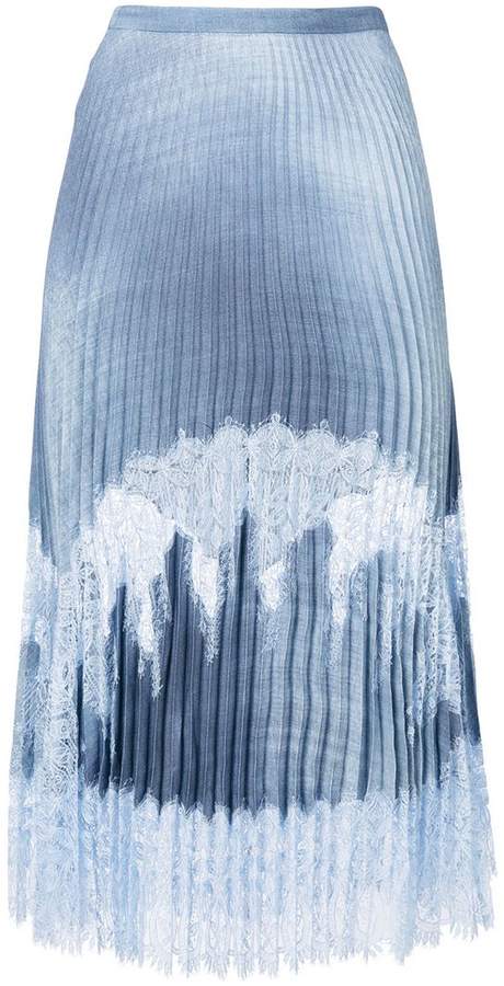 Plisseerock mit Spitzeneinsätzen