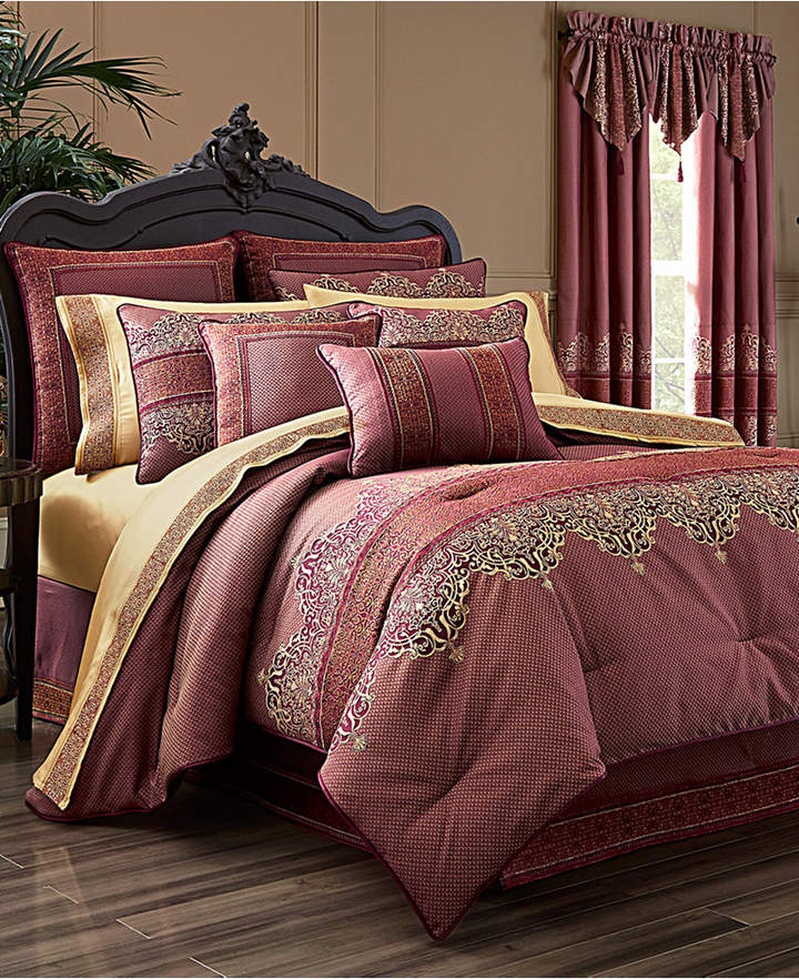 Ellington 4-Pc. Red California King Comforter Set Bedding