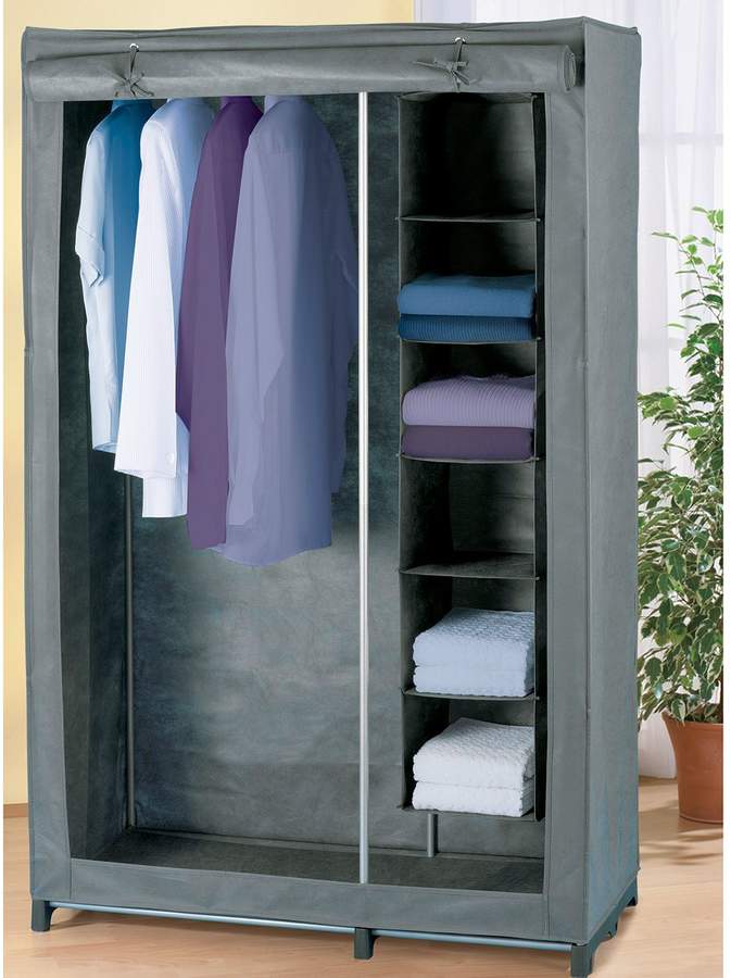 Kleiderschrank mit Wäschesortierer