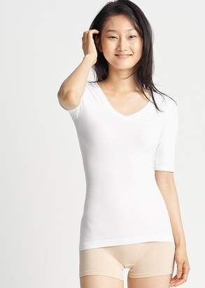 Yummie Comfortably Cool V-Neck Shaping Tee