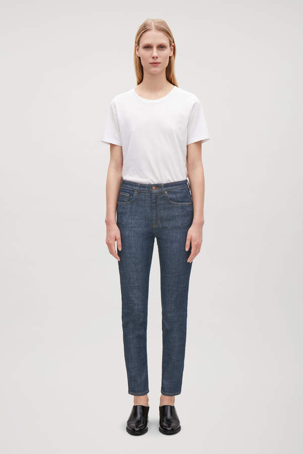 CROPPED SKINNY-FIT JEANS