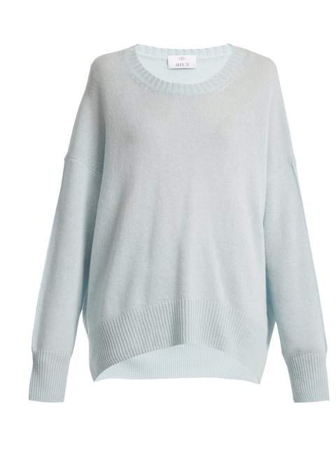 Round-neck cashmere sweater