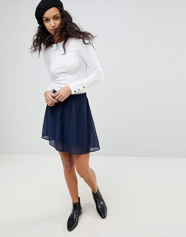 – Ausgestellter Rock