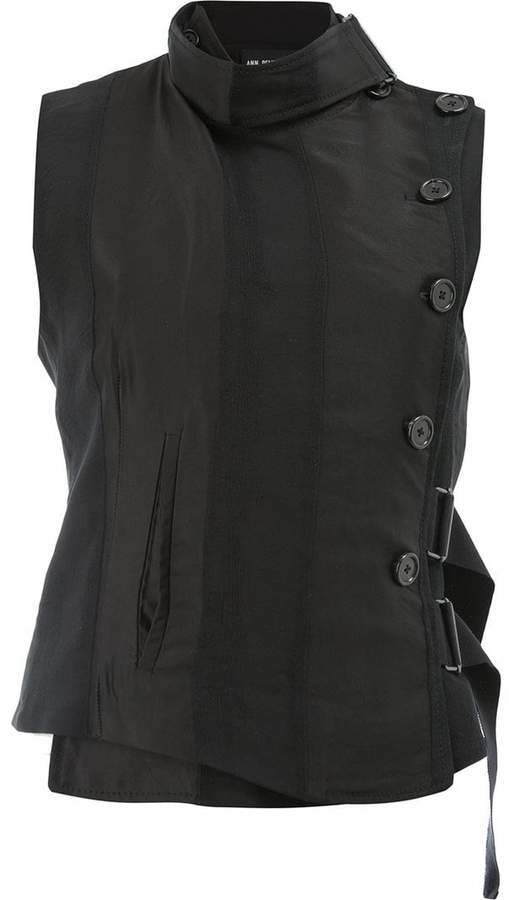 Weste mit Gürtelschlaufen