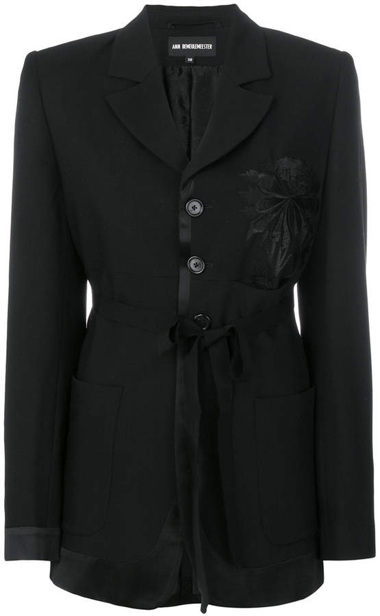 embroidered flower blazer