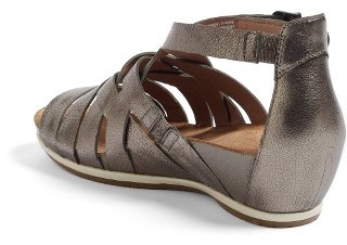 dansko women's vivian gladiator sandal