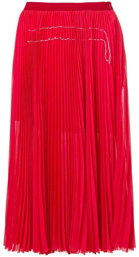 pleated mid-lenght skirt