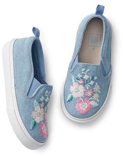 Embroidery Slip-On Sneakers