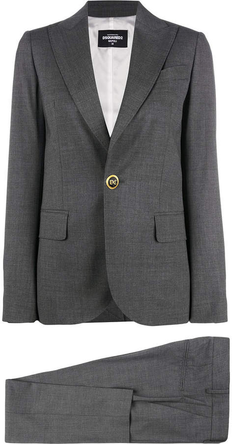 tailored fitted suit