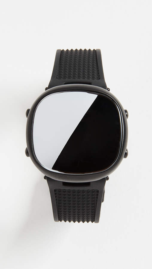 200 Series Digital Watch, 38mm