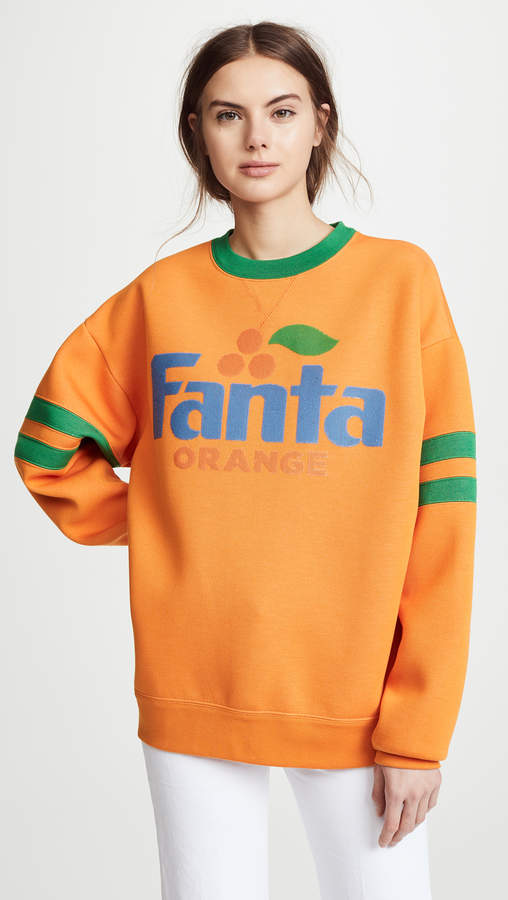 Fanta Sweatshirt with Long Sleeves & Crew Neckline