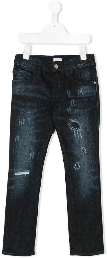 Buy Jeans in Distressed-Optik!