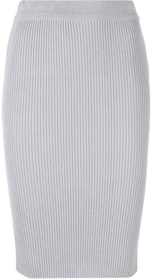 Katya Dobryakova Gerippter Midirock