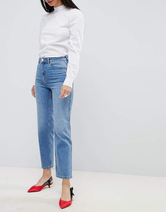 DESIGN Farleigh high waist straight leg jeans in stone wash blue