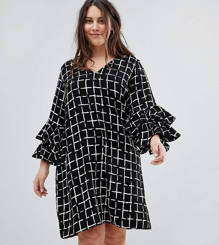 Lovedrobe – Swing-Kleid mit Print und gestuften Rüschenärmeln
