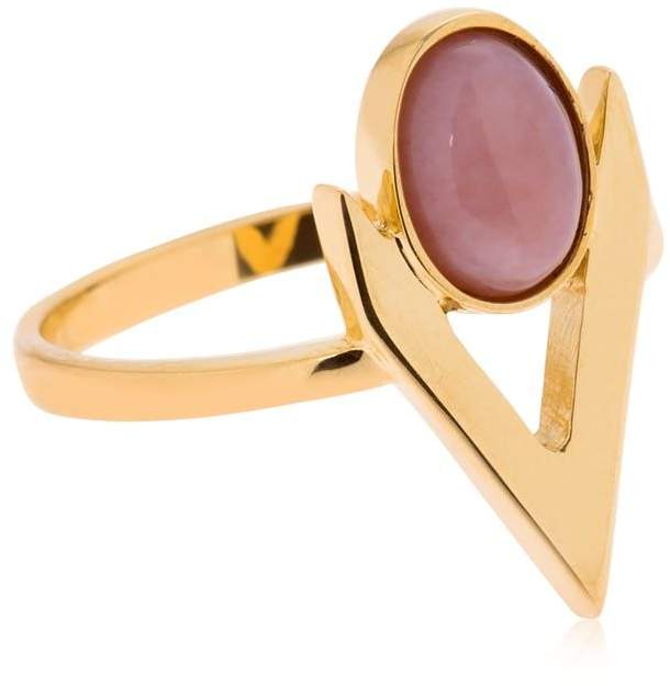 Ring Mit Opal Im Cabochonschliff 