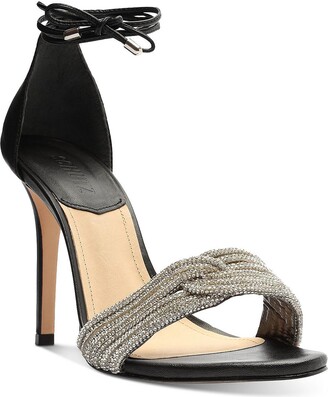 schutz pumps