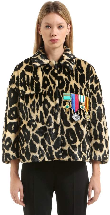 Verzierte Jacke Aus Kunstpelz