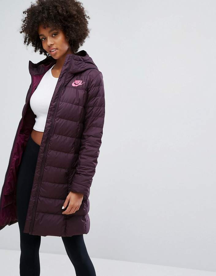 – Langer, wattierter Parka mit Daunenfüllung