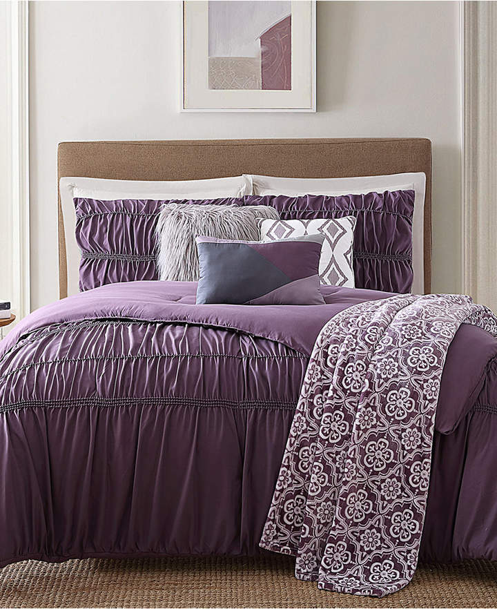 Minyar 7-Pc. King Comforter Set Bedding