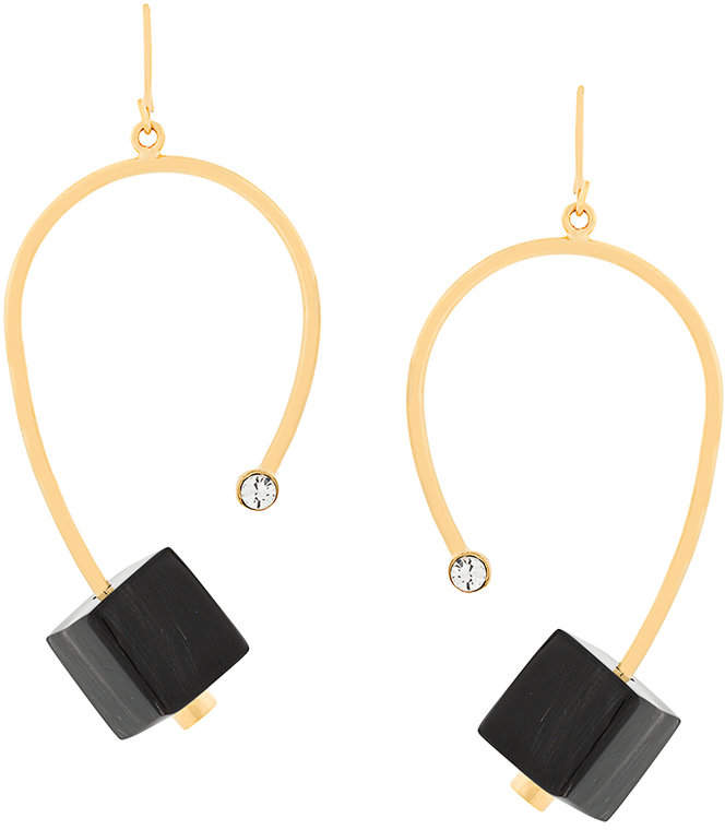 Ohrringe mit Würfeldetail