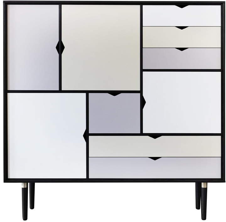 Andersen Furniture - S3 Kommode, Eiche schwarz lackiert/ Fronten silver (silber weiß), doeskin (beige), iron (metallgrau)