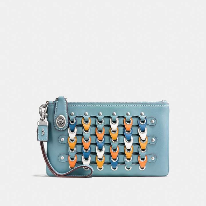 Coach New YorkCoach Turnlock Wristlet 21 With Colorblock Link - LIGHT ANTIQUE NICKEL/STEEL BLUE MULTI - STYLE