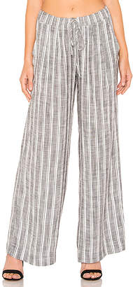 Bella Dahl Pleated Front Wide Leg Pant