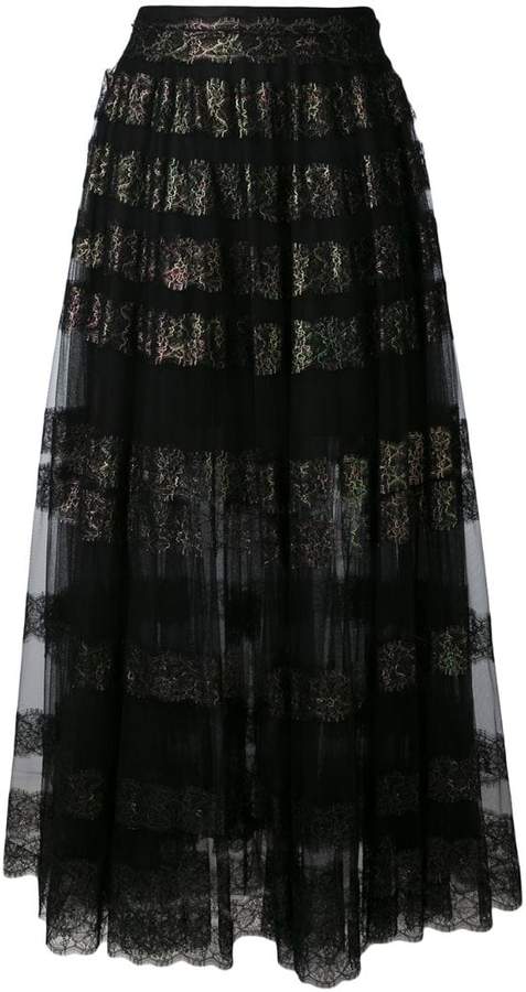 Rock mit Tüll-Applikationen