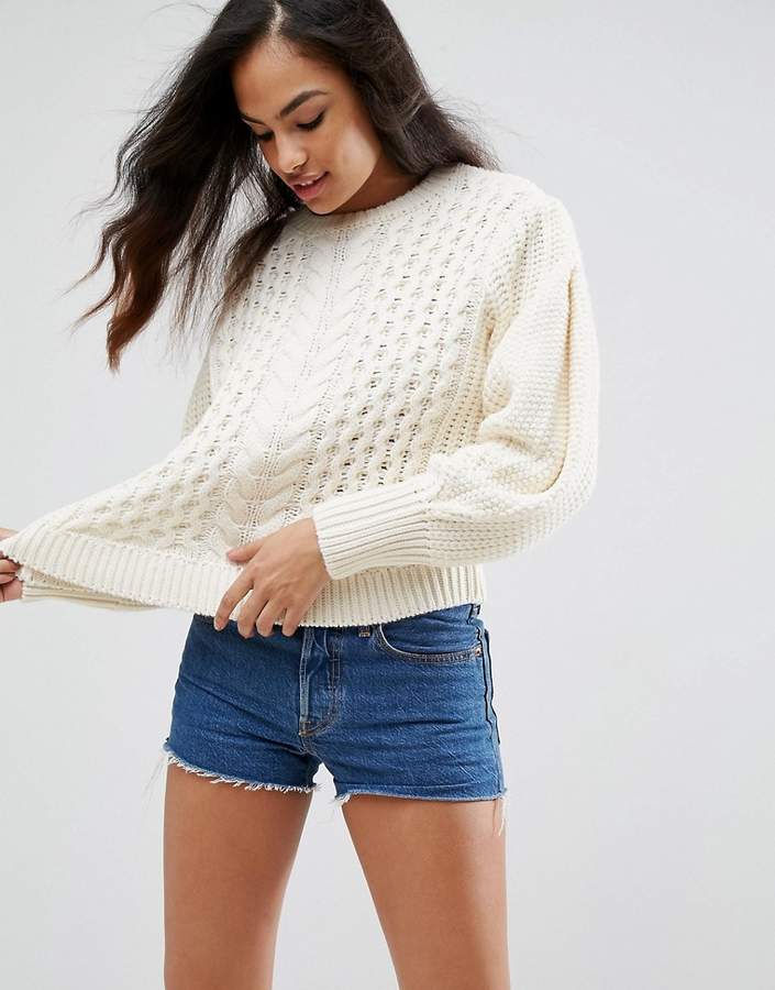  Sweater in Cable with Volume Sleeve