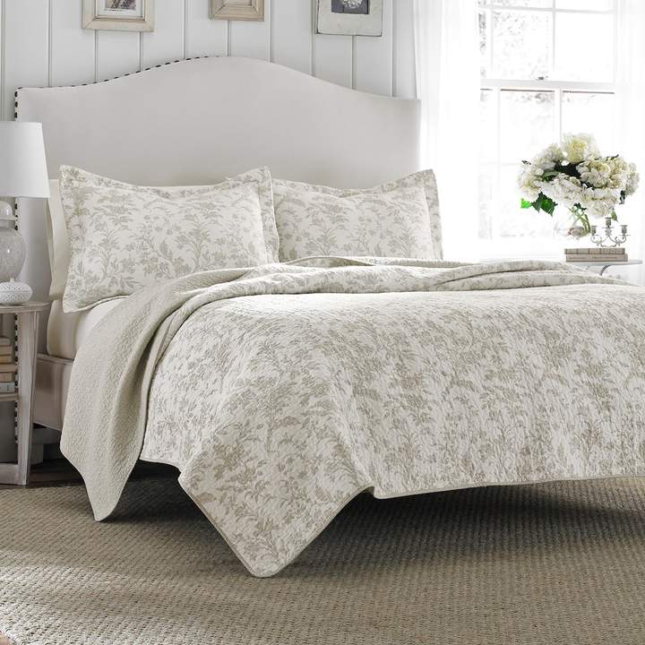 Laura Ashley Lifestyles Amberley Biscuit Quilt Set