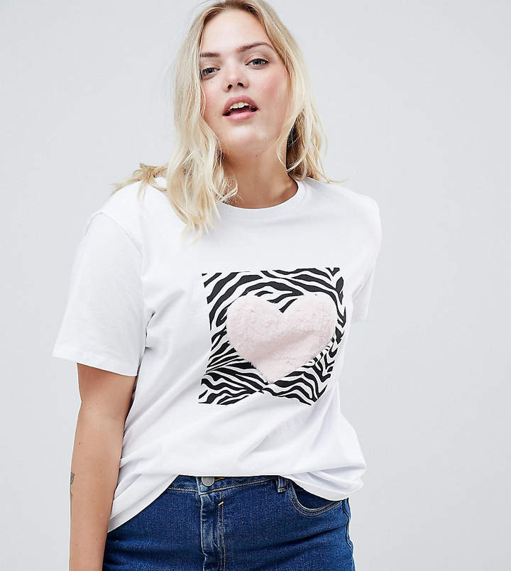 DESIGN Curve t-shirt with zebra print and fluffy heart in white