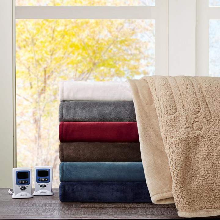 Simmons Mattresses Beautyrest Microlight Reverse to Berber Heated Blanket - King/Chocolate