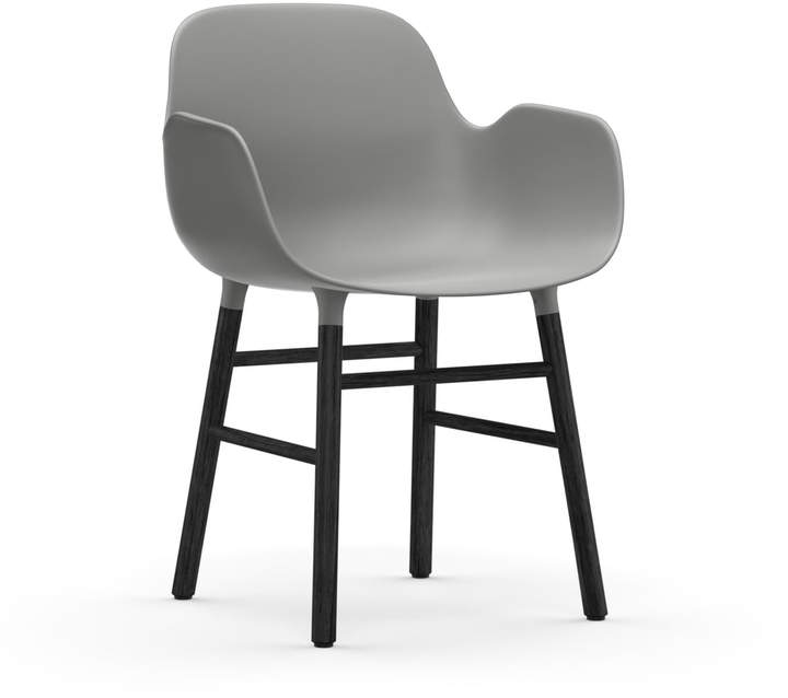 Normann Copenhagen - Form Armlehnstuhl, Gestell Eiche schwarz / Grau
