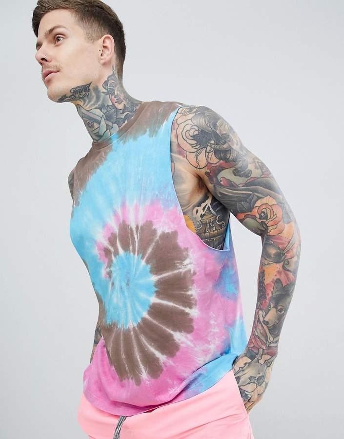 DESIGN – Lang geschnittenes, ärmelloses Shirt mit spiralenförmigem Batikmuster