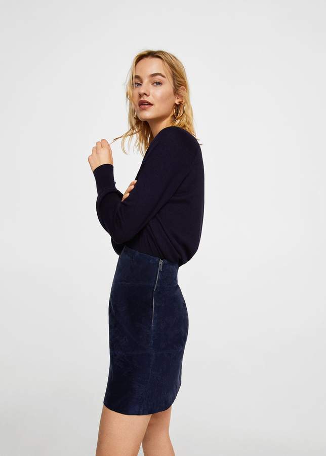 Lederrock mit Ziernähten