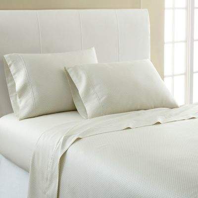 300-Thread-Count Diamond Dots Queen Sheet Set in Ivory