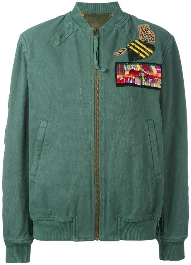 Bomberjacke mit Patches