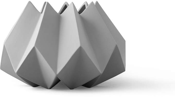 Menu - Folded Vase low, ash