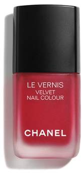 Chanel Beauty LE VERNIS Velvet Nail Colour