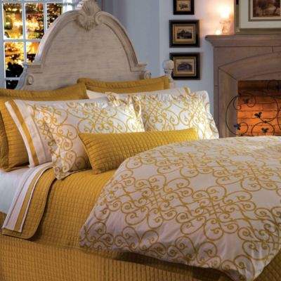 Down Town Company Downtown Company Urban Quilted Cotton Queen Coverlet in Napel Gold