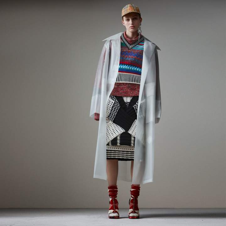 Oversize-Kurzmantel aus Plastik