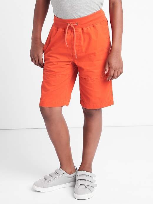 Canvas pull-on shorts